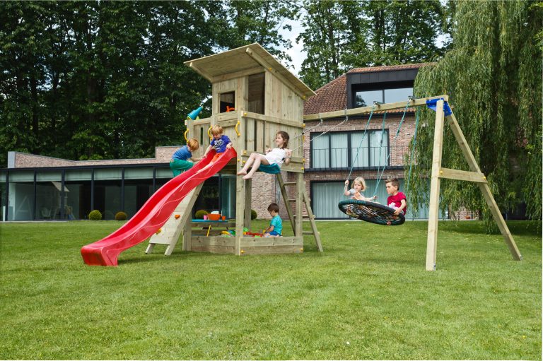 Blue Rabbit beach hut +@swing